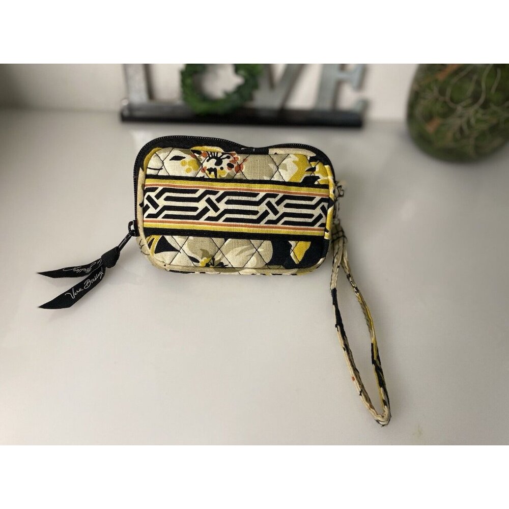 Vera Bradley Retired Dogwood‎ Zip Around wallet Wristlet Phone Case Rare Piece - Picture 1 of 16